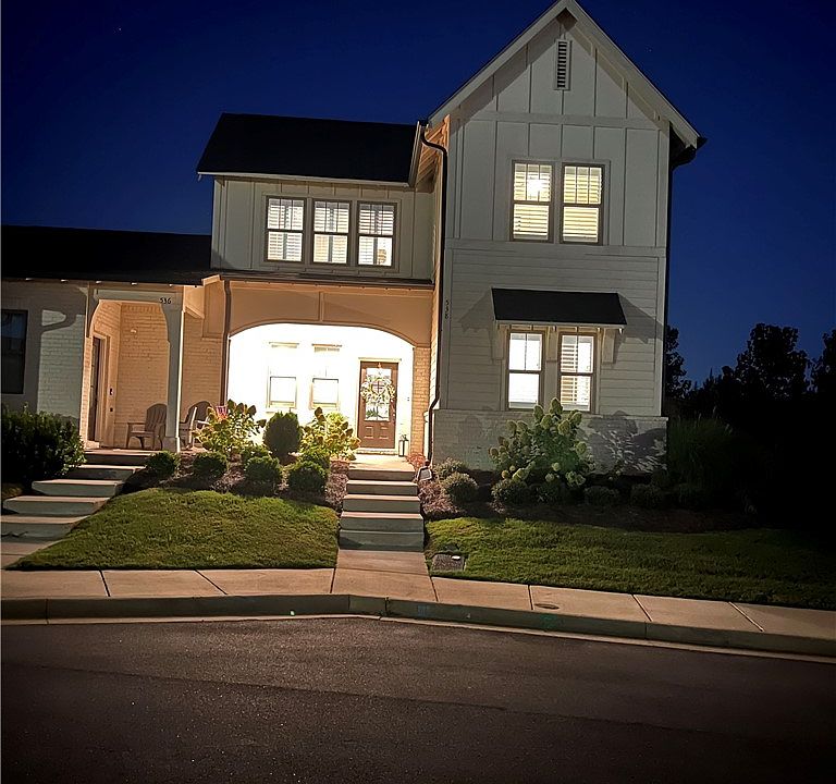 1st image of 538 Grey Oak Cir