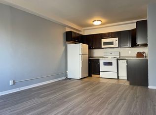 3553 N Oakland Ave #315, Milwaukee, WI 53211