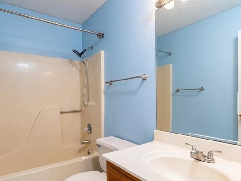 4768 Shenandoah Dr — Photo 9