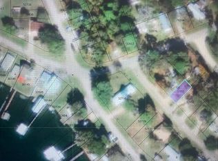 125 Rain Forest Rd, Onalaska, TX 77360