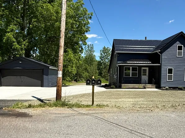 112 Old Glenwood Rd, West Falls, NY
