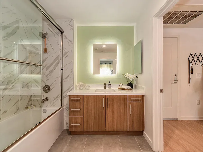 1446 Sunset Residences LLC — Photo 8