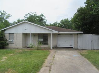 725 Gubert Ln, Alvin, TX 77511