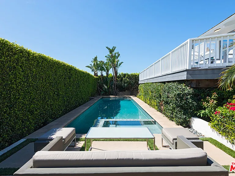 23901 Malibu Knolls Rd — Photo 16