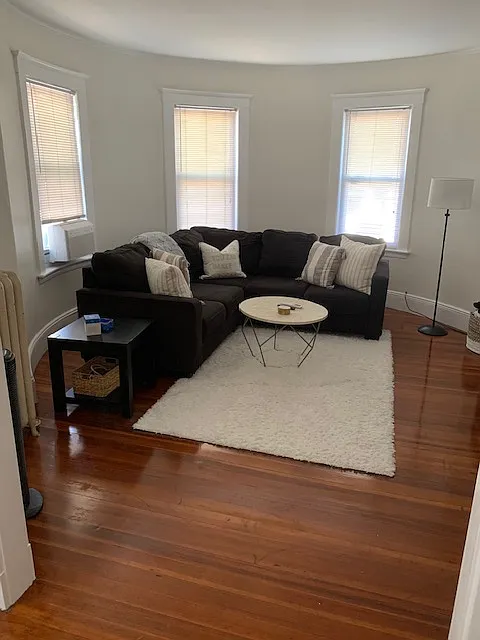 85 Foster St #2