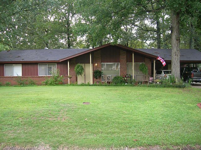 1st image of 307 Bellevue Cir