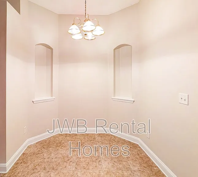 10238 Emma Lakes Dr — Photo 7