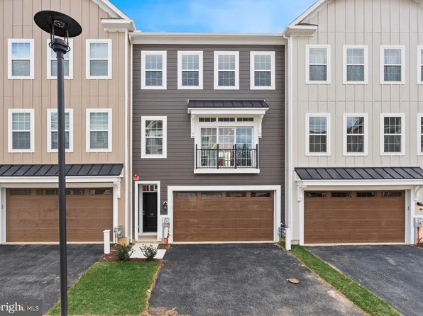 46 Pointe Pl, Kennett Square, PA 19348