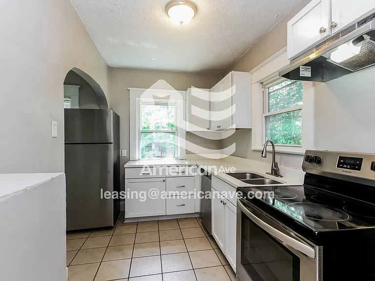 692766_007_kitchen_13979167.jpg