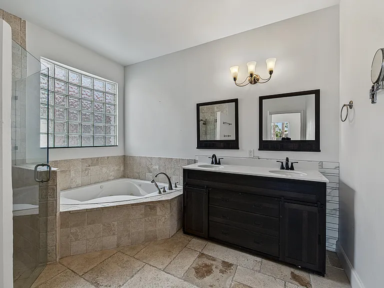 4583 NW 7th Pl — Photo 24
