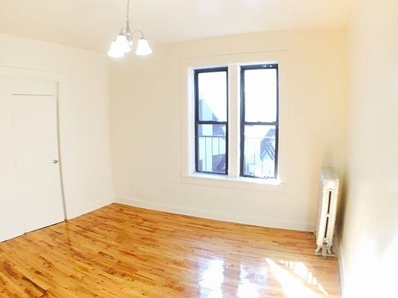 3rd image of 2114 Caton Ave APT 4B