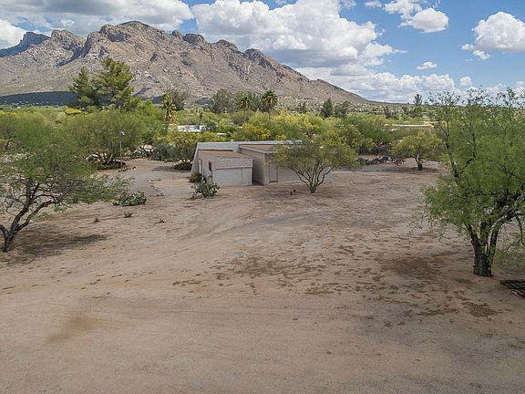 3rd image of 9291 N Calle El Milagro