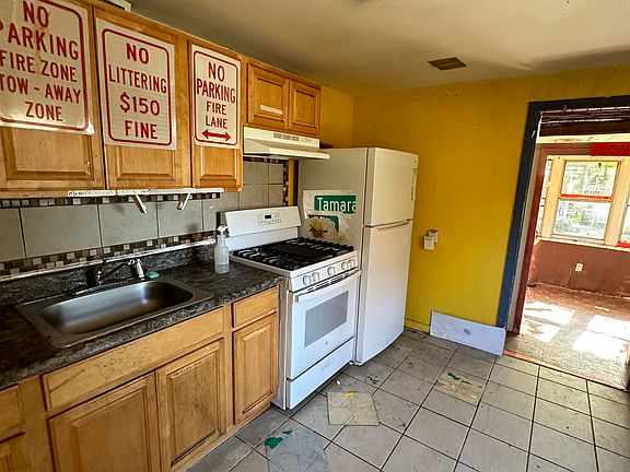 3rd image of 505 Valley St #A