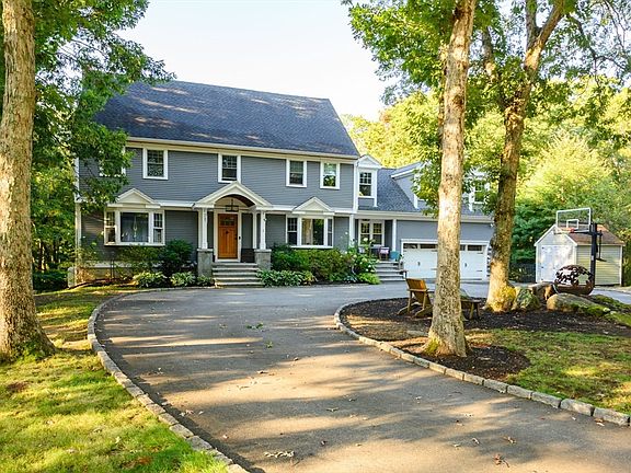 2nd image of 1 Geraldine Ln