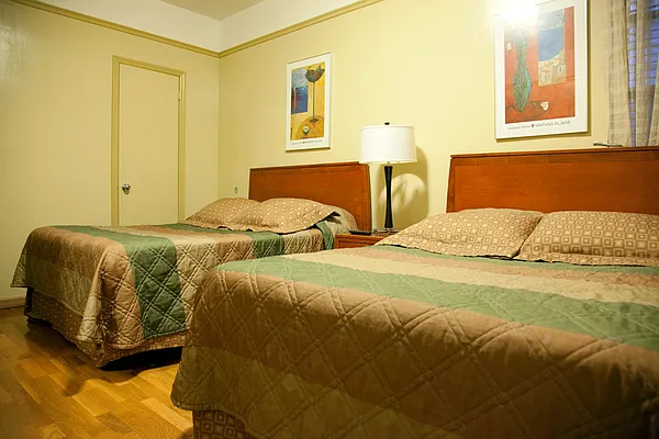 Rented by Easy Rental LLC | media 16