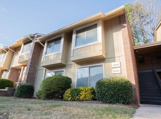 2094 Powers Ferry Trce SE, Marietta, GA 30067