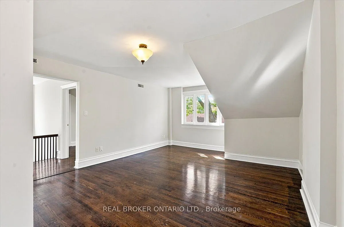 2 bed, $2,850 — Photo 1