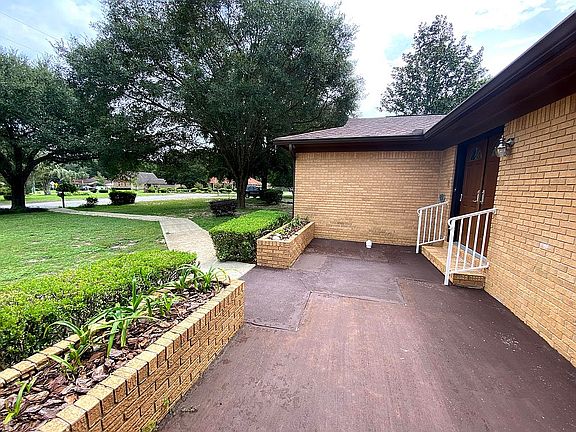 4th image of 9007 Autumn Ln