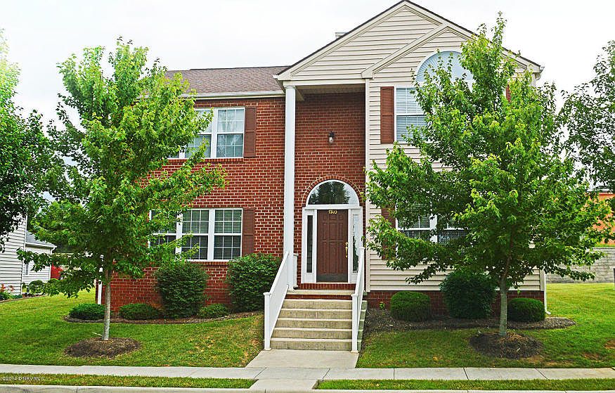 1st image of 1740 Lions Dr