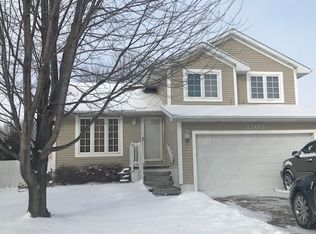 15465 Ridgeview Dr, Clive, IA 50325