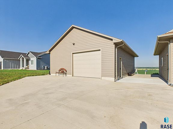 5th image of 47504 Pony Meadow Ct