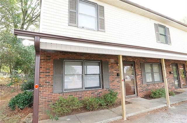 1st image of 355 W 15th St