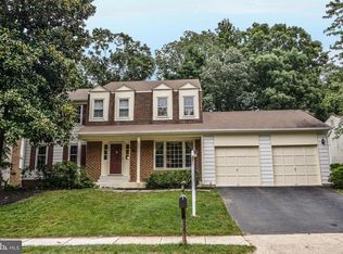 7003 Petunia St, Springfield, VA 22152