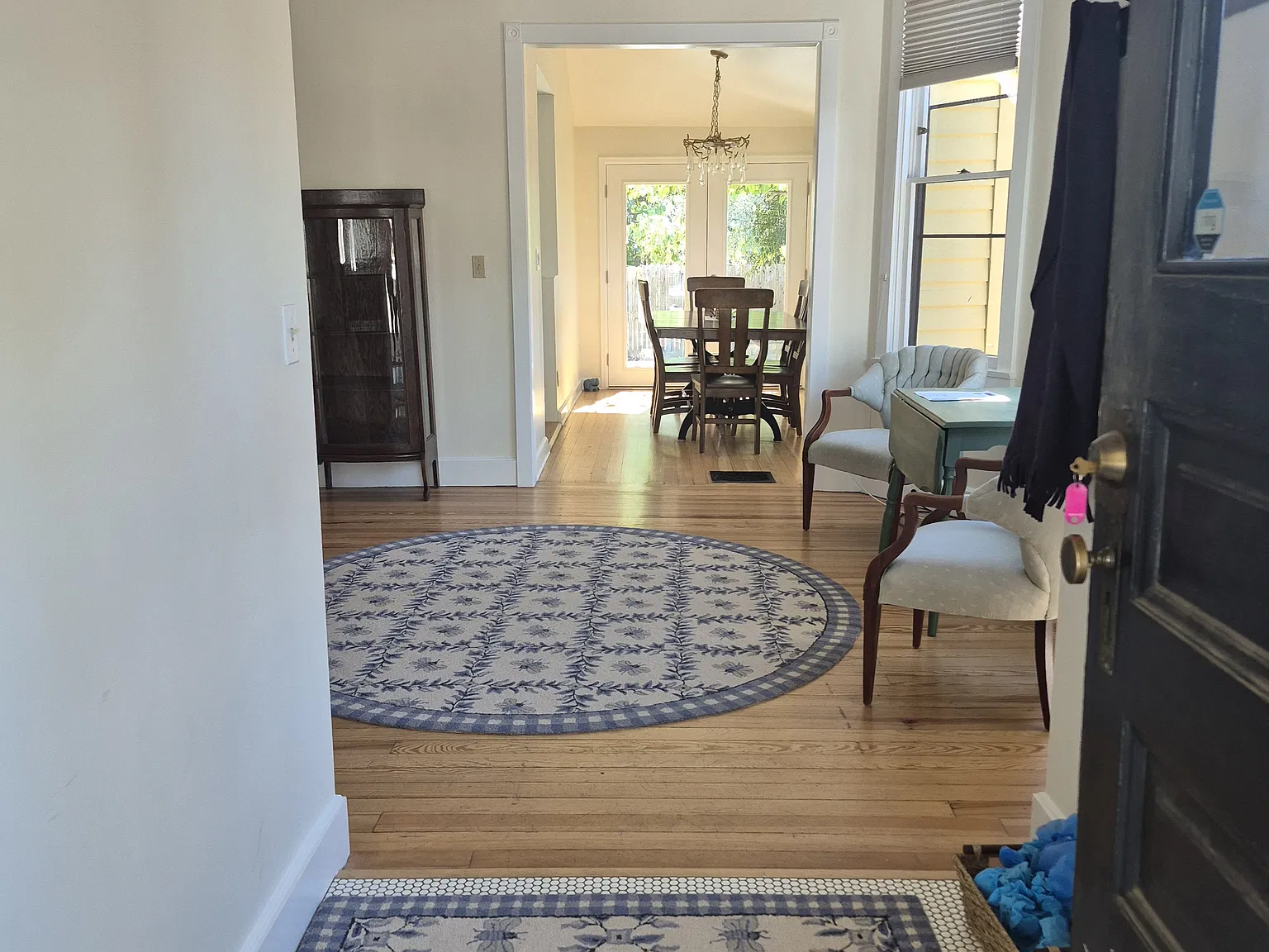 3 bed, 2257 sqft, $2,500 — Photo 3