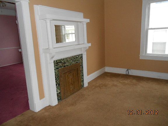 4th image of 1019 Paxton St