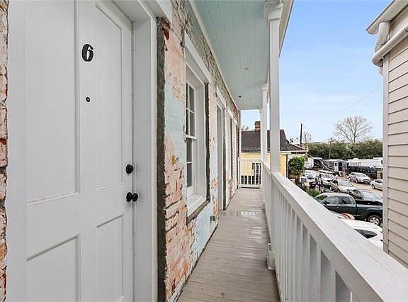 4th image of 1025 Melpomene St #2B