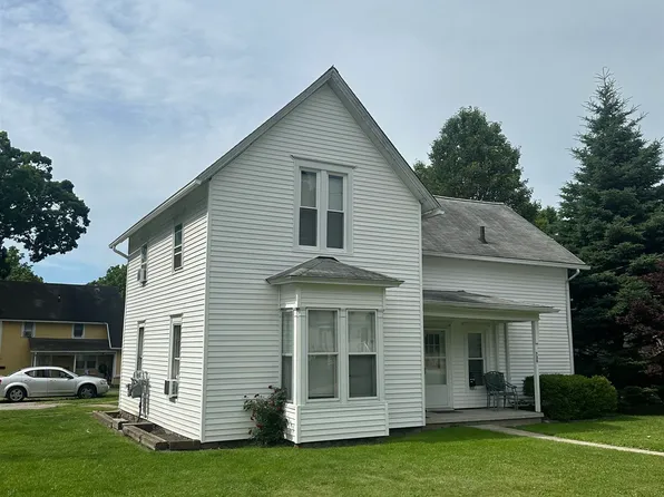 720 E Oliver St, Owosso, MI 48867