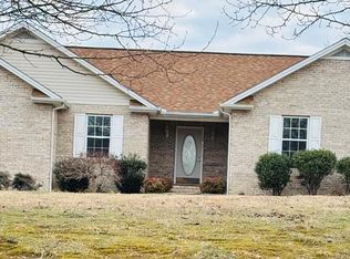 1901 Paran Rd, Cookeville, TN 38506