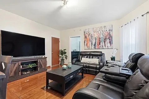 50-52 Maynard St #2 — Photo 13
