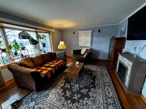 305 Douglas Ct, Carlisle, KY 40311