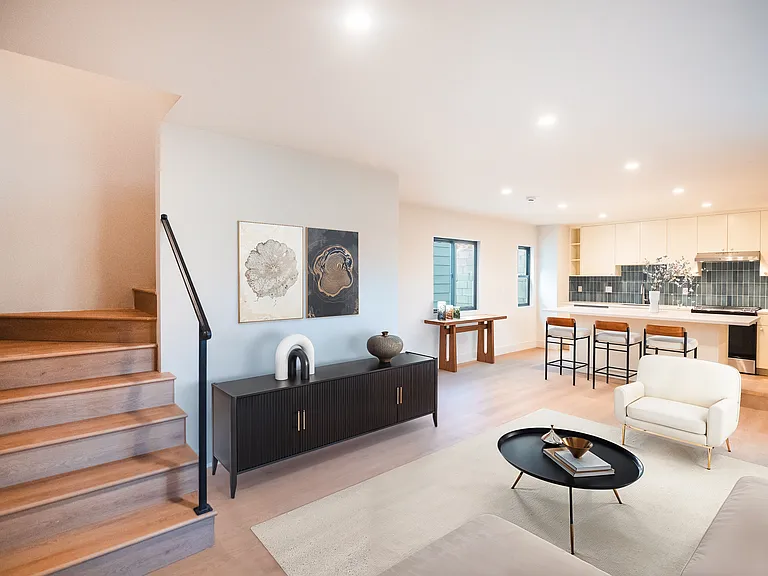 4541 Melbourne Ave #5 — Photo 2