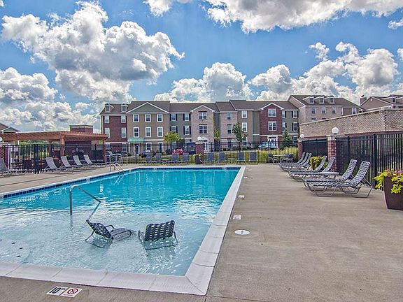 3rd image of 3000 Stoneybrook Ln #Ovl-3765d