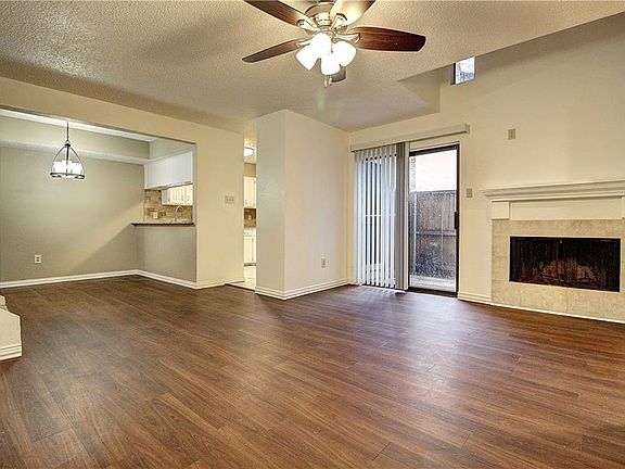 2nd image of 333 Melrose Dr APT 5A