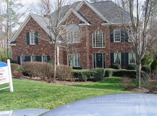 302 Brittany Pl, Cary, NC 27511