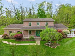 210 Sassafras Dr, Washington, PA 15301