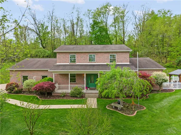 210 Sassafras Dr N, Washington, PA 15301