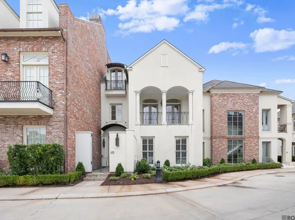 10 Country Club Pl, Baton Rouge, LA 70809