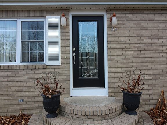 2nd image of 24 Greenfield Rd