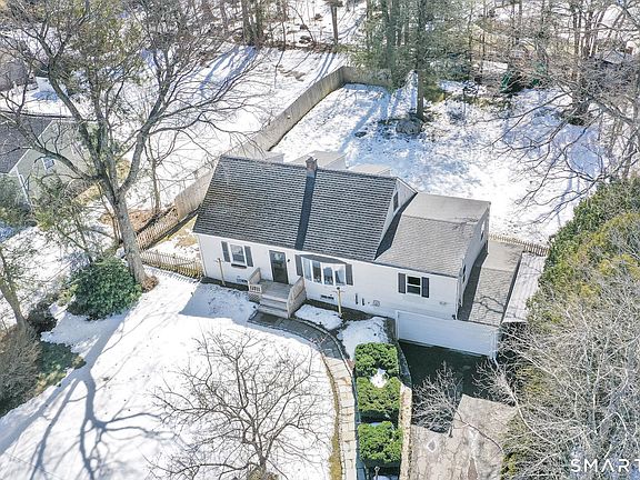 2nd image of 256 Albrecht Road