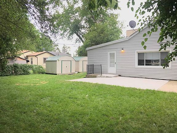 3rd image of 361 W Lincoln Ave