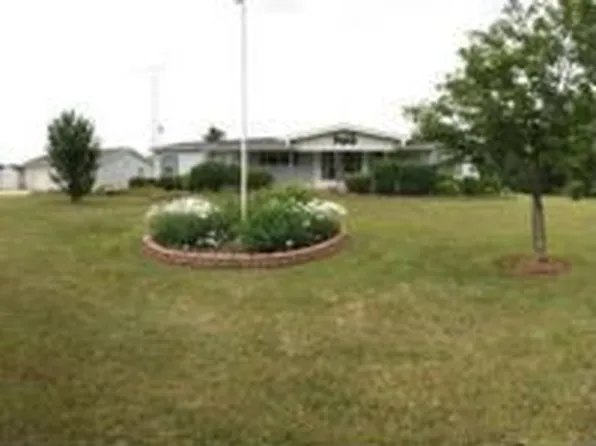3413 W Barnes Lake Rd, Columbiaville, MI 48421
