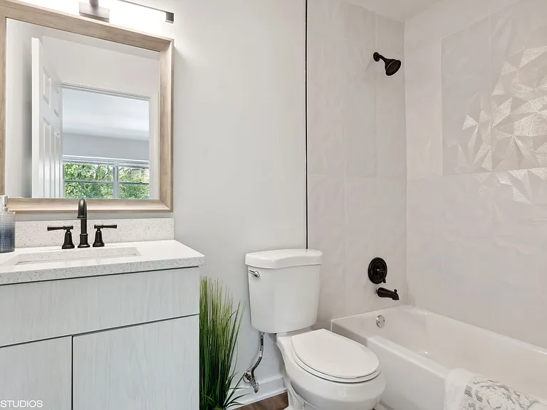 Park Townhomes of Highland Park — Photo 31