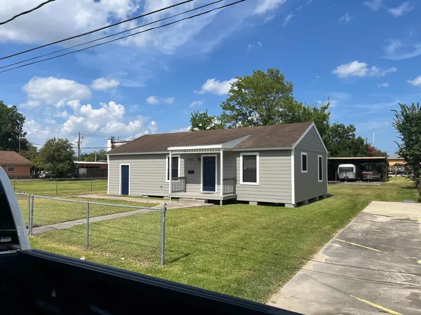 2415 Houston Ave, Pearland, TX 77581