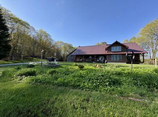 817 Topsham Road, Newbury, VT 05051