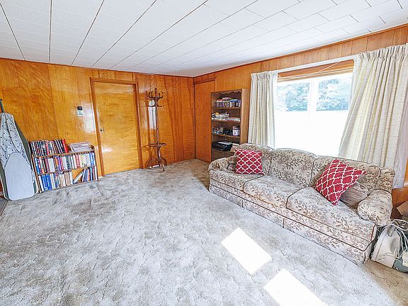 4th image of 306 Patton Hill Rd