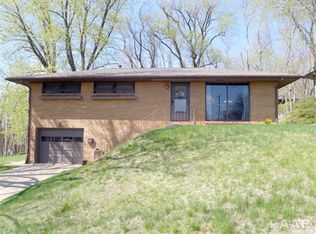 1301 Coolidge Ave, Pekin, IL 61554